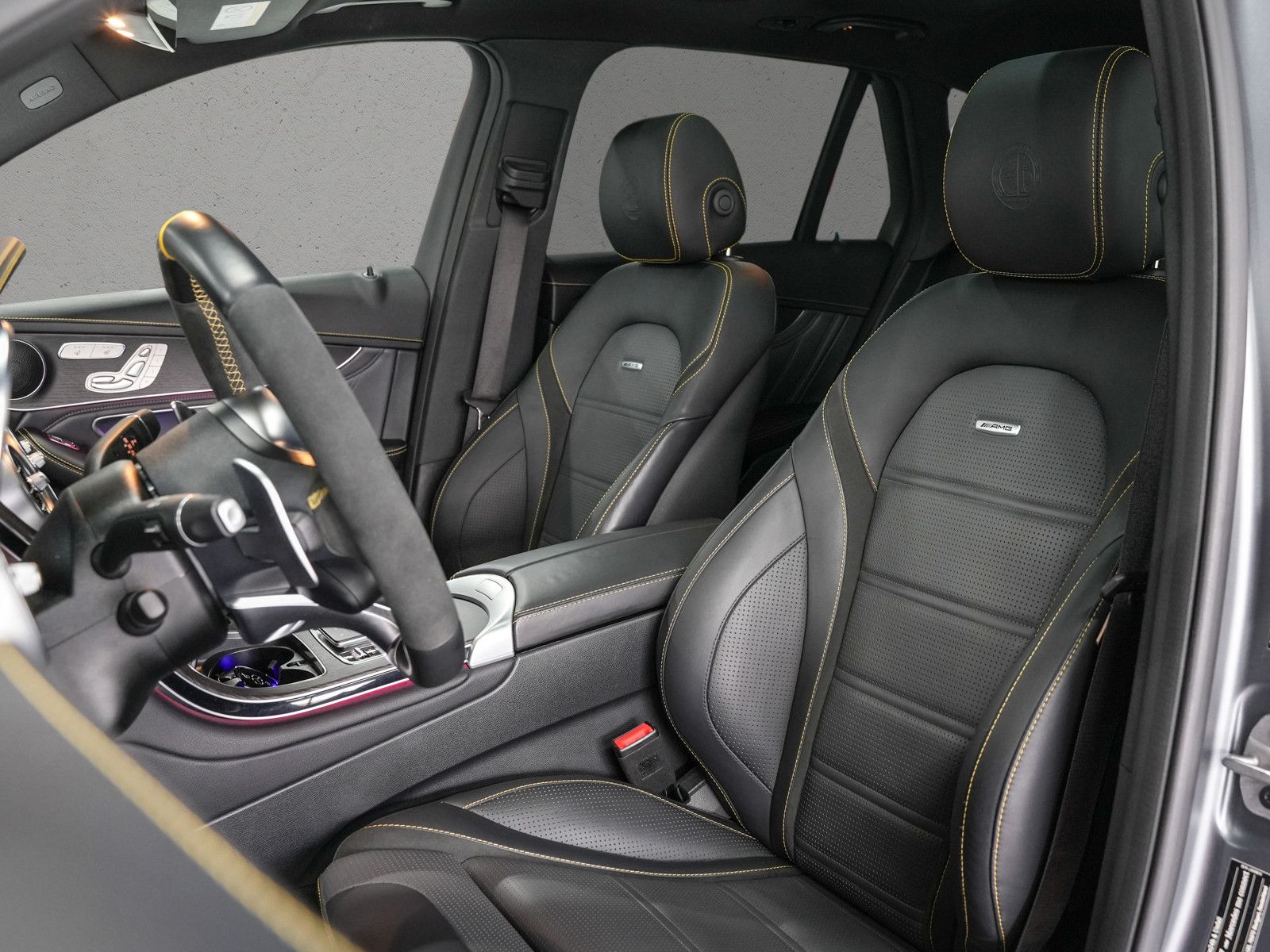 Fahrzeugabbildung Mercedes-Benz GLC 63 AMG S - Keramik|Magno|Perf.AGA|Aero|Pano