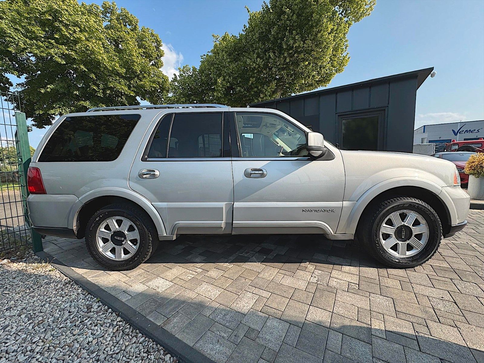 Fahrzeugabbildung Lincoln Navigator 5.4 V8 LUXURY LPG PRINS  *8 Sitze*TV*