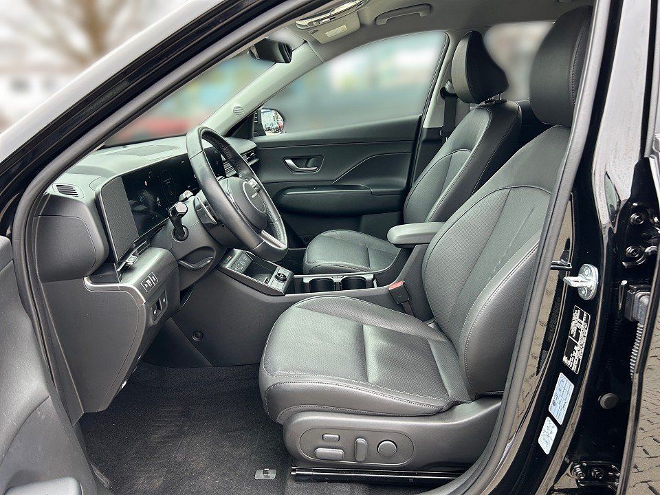 Fahrzeugabbildung Hyundai KONA EV 65kWh PRIME SITZ/KOMF/ASSIST-P LEDER+HUD