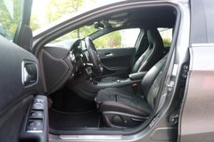 Fahrzeugabbildung Mercedes-Benz GLA 220 4Matic AMG Line 360 Kamera Navi Temp SHZ