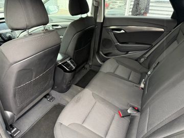 Hyundai i40 cw Family +LED+Navi+WR+SHZ+Autom+DAB