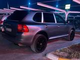 Porsche Cayenne Turbo 450PS 4.5L V8 - Porsche Cayenne aus 2005: Turbo