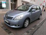 Toyota verso 7 Sitzplatz  Benzin - gebrauchte Toyota Verso aus dem Jahr 2010