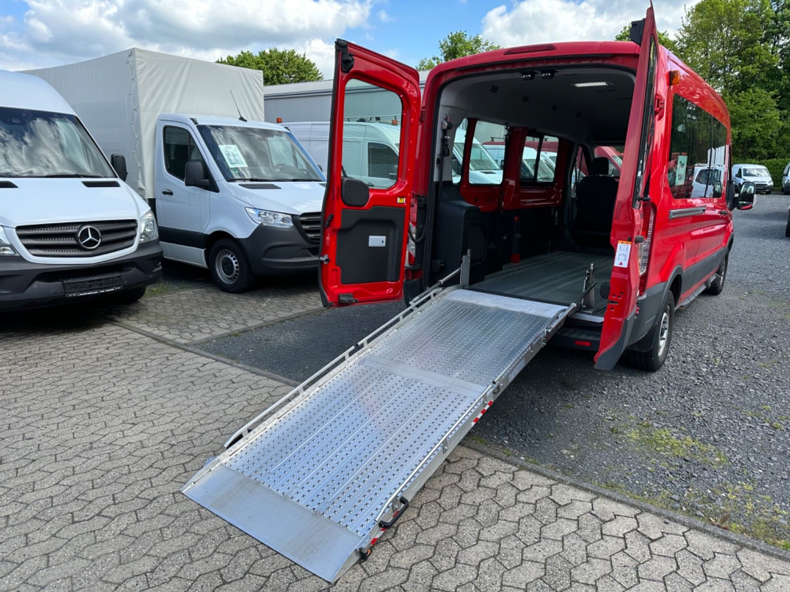 Fahrzeugabbildung Ford Transit Kombi 350 L3*7135*Klima*