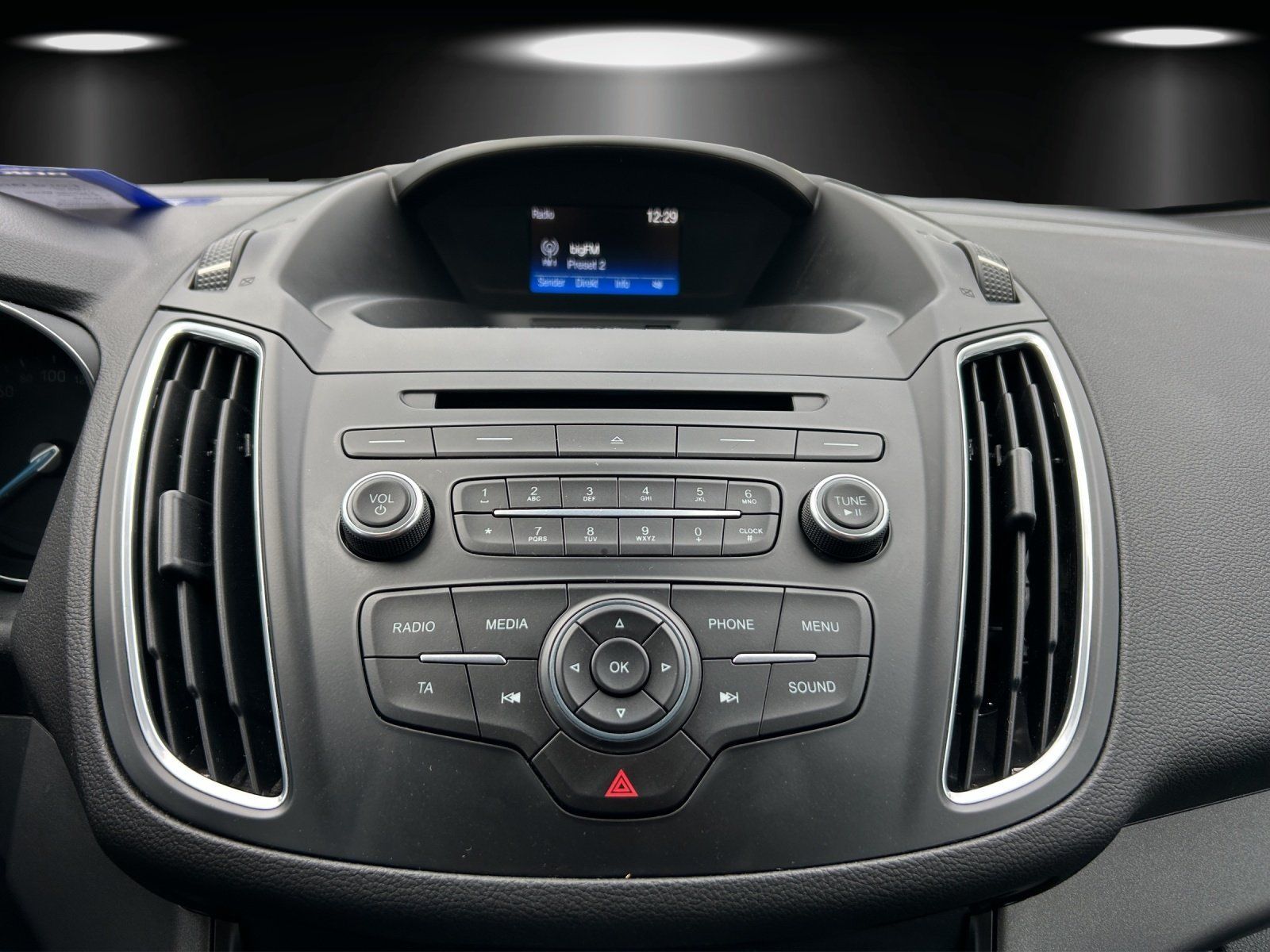 Fahrzeugabbildung Ford C-Max 1.5 EcoBoost Grand Trend
