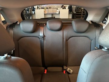 Audi A1 Sportback basis *Klima*SHZ*PDC*EURO 6*CD*