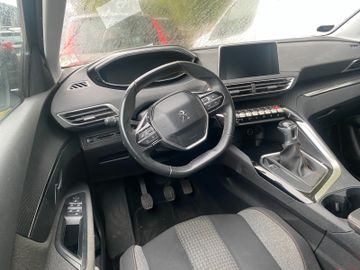 Peugeot 3008 - 7