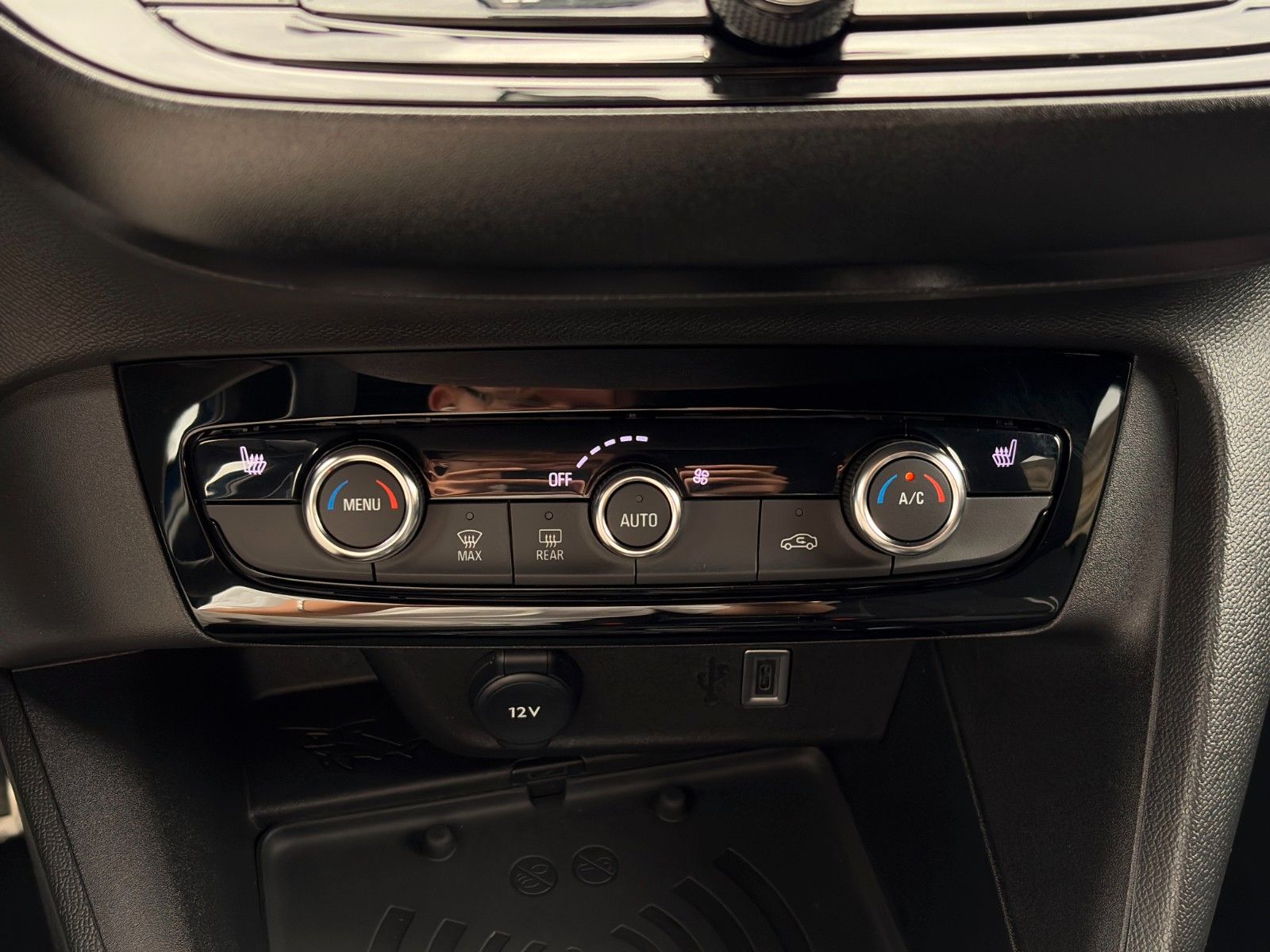 Fahrzeugabbildung Opel Corsa F GS 1.2 Turbo Matrix CarPlay ACC SHZ LHZ