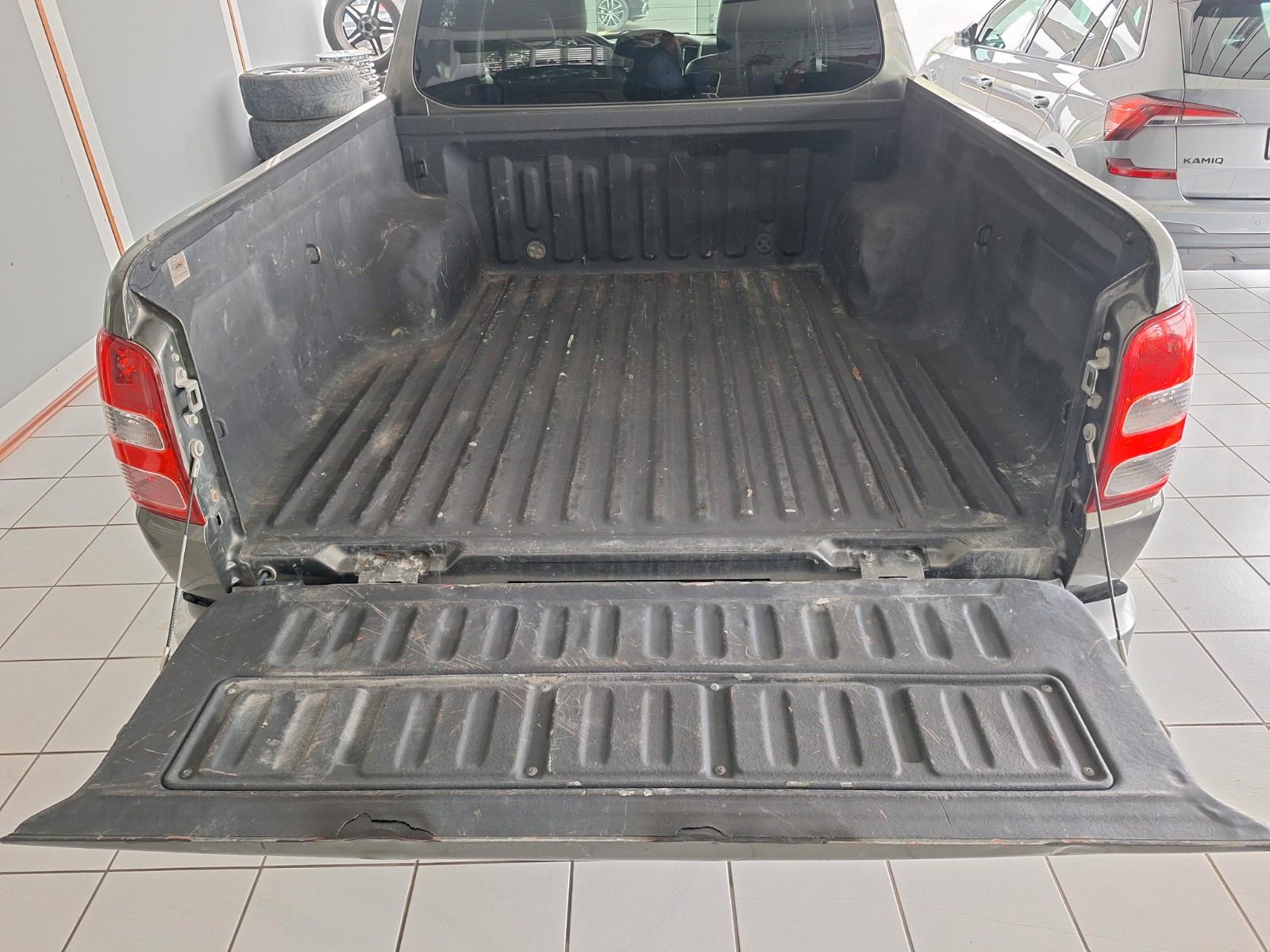 Mitsubishi L200 Top Doppelkabine 4WD/Kamera/AHK