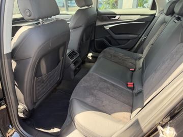 Audi A6 - 8