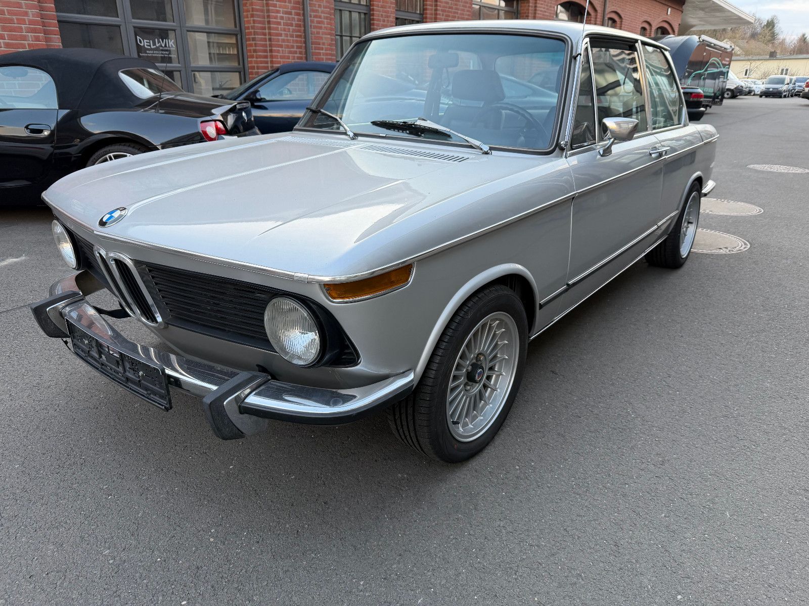 Fahrzeugabbildung BMW 2002 tii Top,7x15 Alpina,Schiebed.,Recaro,Leder