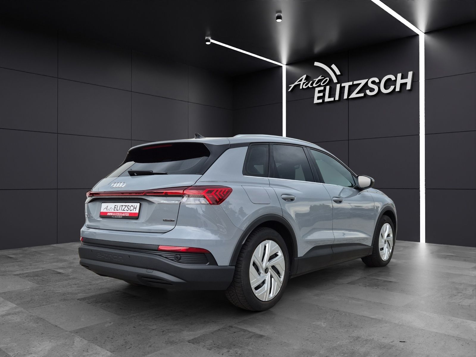 Fahrzeugabbildung Audi Q4 e-tron 45 e-tron quattro LED Naviplus AVC ACC