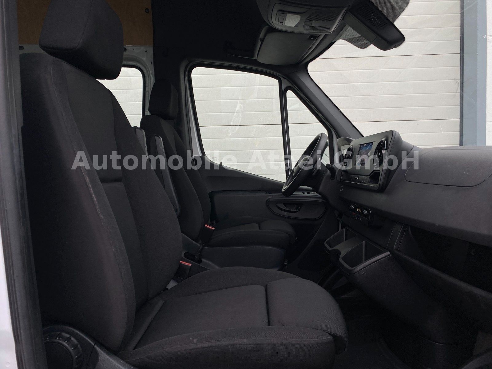 Fahrzeugabbildung Mercedes-Benz Sprinter 316 *Mixto* AHK 3,5 t+NAVI+LED (9493)