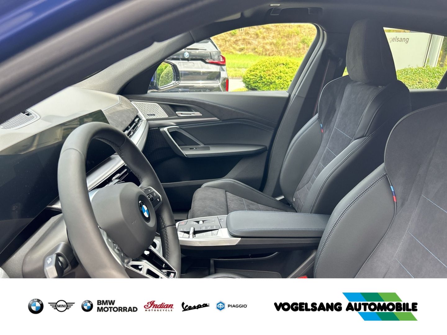 Fahrzeugabbildung BMW X2 20i sDrive M Sport Park-Assistent Sportpaket