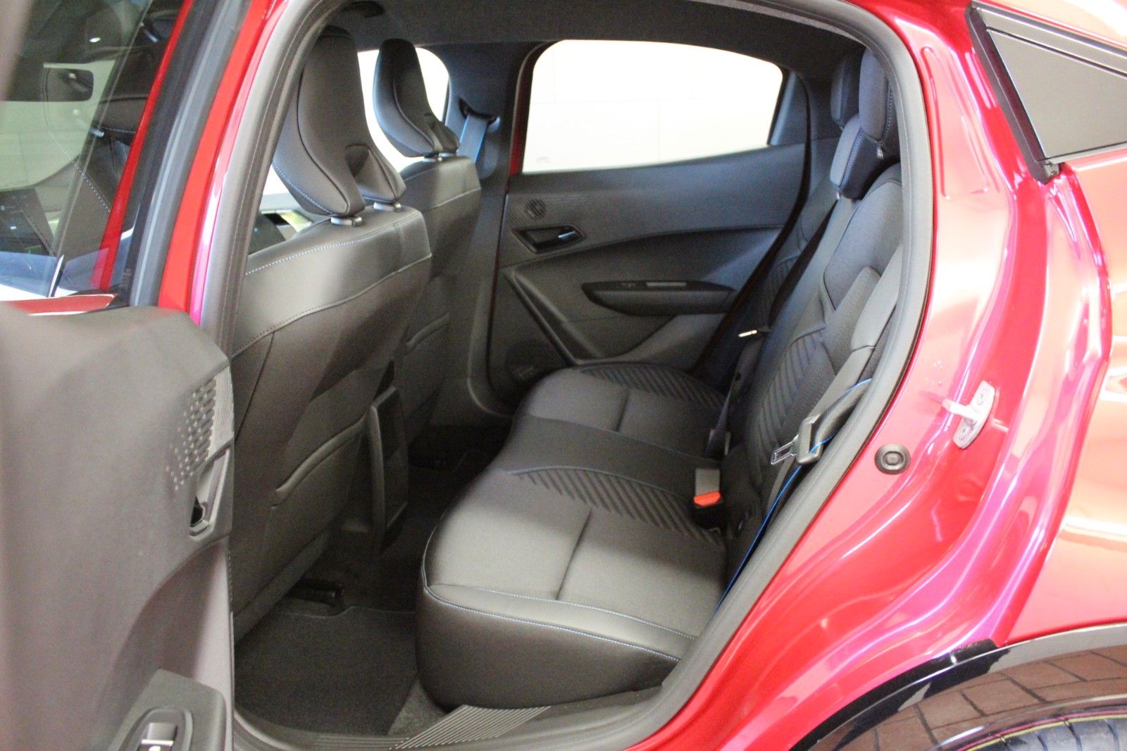 Fahrzeugabbildung Renault Clio VI E-Tech 160 Full Hybrid Esprit Alpine