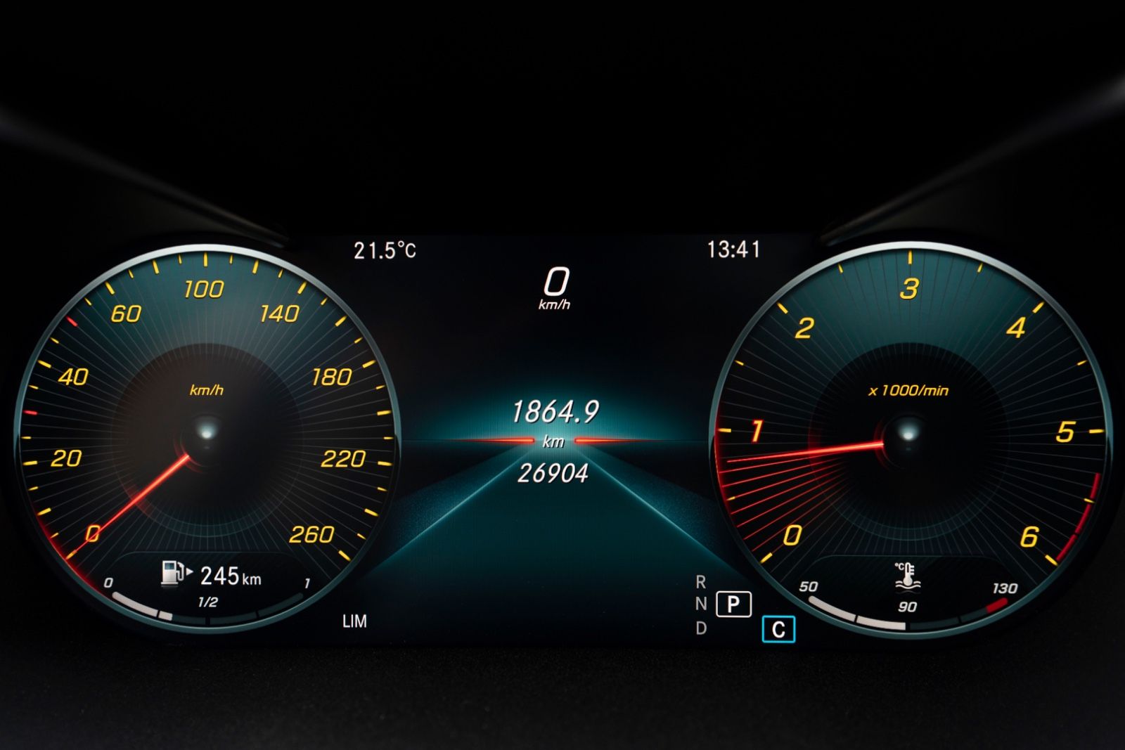 Fahrzeugabbildung Mercedes-Benz C 220d Coupe AMG BURMESTER 360° CARPLAY LED