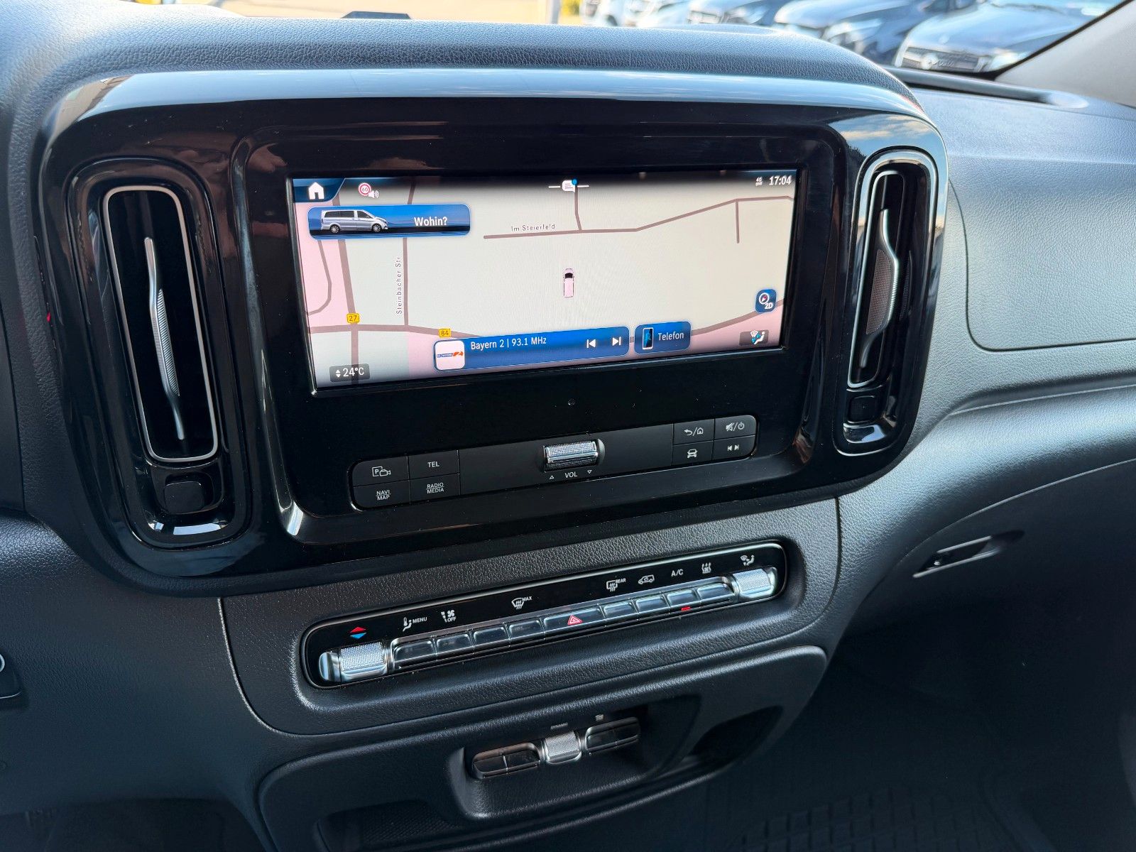 Fahrzeugabbildung Mercedes-Benz Vito 116 CDI Tourer PRO 4x4 Stdheiz AHK2,5to