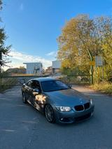 BMW E92 335i DKG - BMW 3er Reihe: E92
