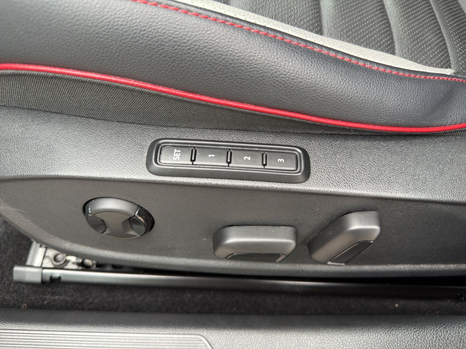 Volkswagen Golf - Bild 22