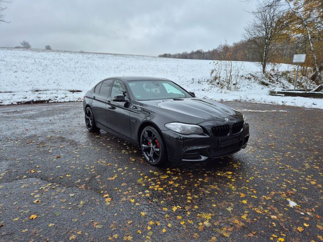 BMW 520d  Leder Navi Pdc