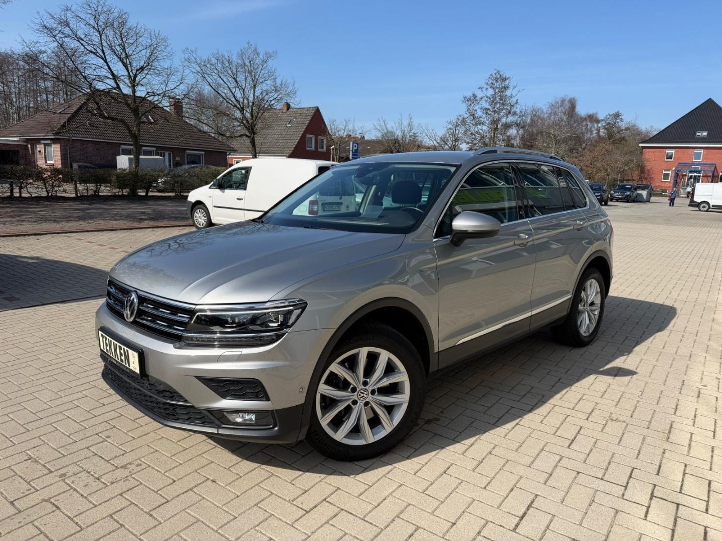 Volkswagen Tiguan 2.0 TSI DSG Sound 4M AHK HeadUp Lane Ass.