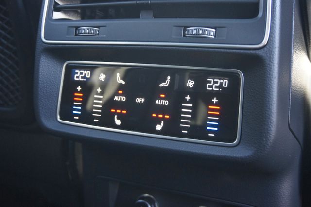 Fahrzeugabbildung Audi SQ7 4.0 TDI quattro LEDER PANO STANDHZ LASER MEM