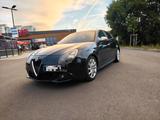 Alfa Romeo Giulietta 1.4 TB 16V MultiAir  !TÜV NEU! - Alfa Romeo Giulietta in Frankfurt (Main)