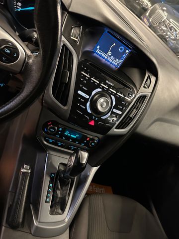 Ford Focus Turnier Titanium