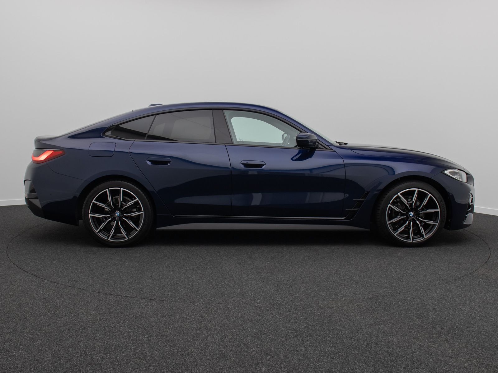 Fahrzeugabbildung BMW 420 Gran Coup&eacute; M Sport Individual GSD DAB 19Zoll