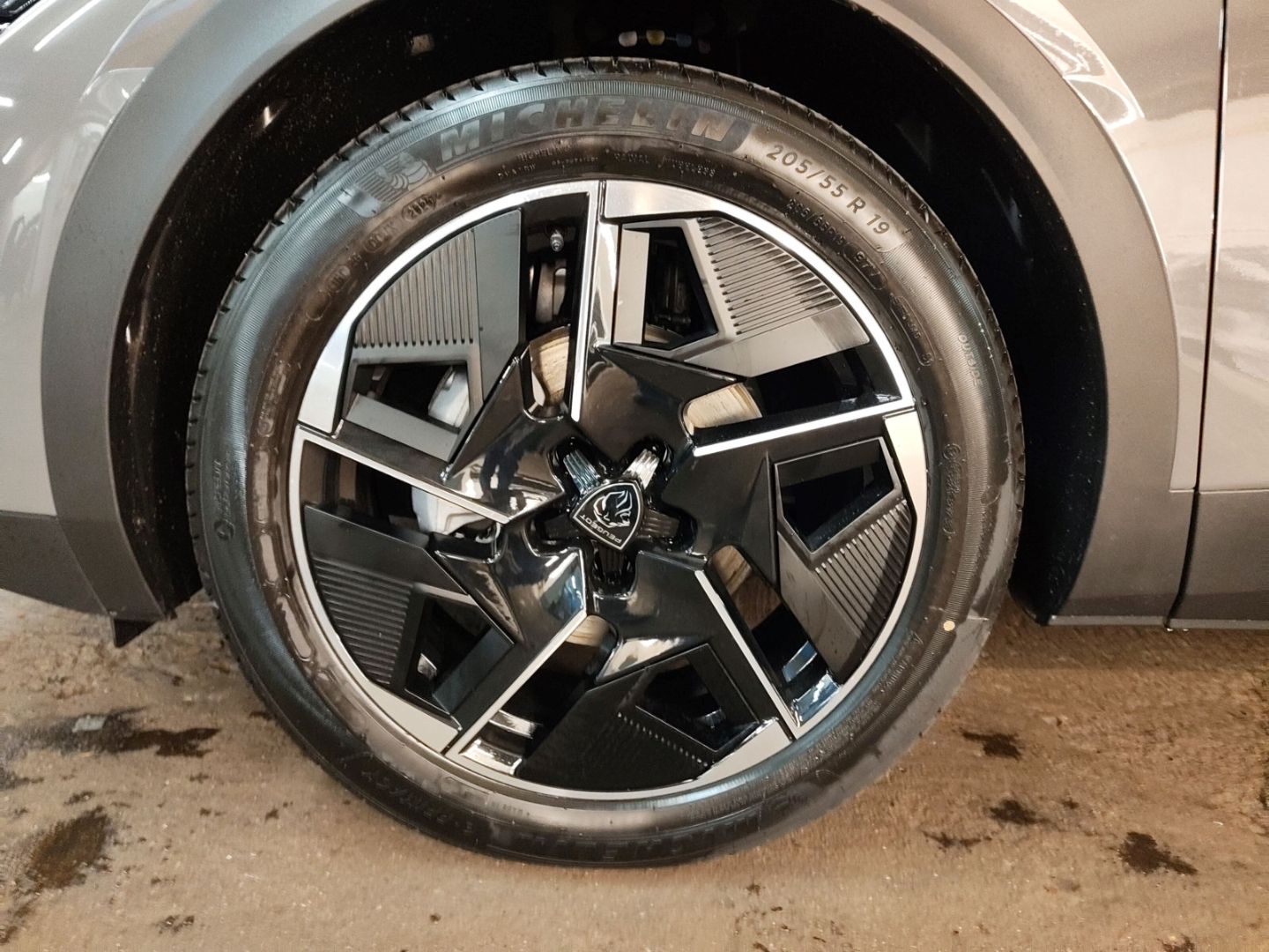 Peugeot 408 - Bild 18