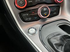 Fahrzeugabbildung Dodge Challenger R/T V8 Performance+ LPG dt. Fzg. 1.Hd