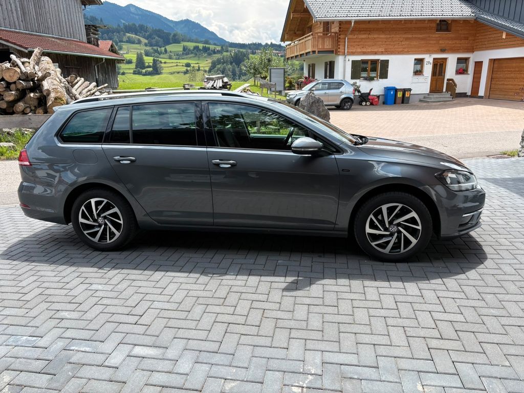 Image of Volkswagen Golf