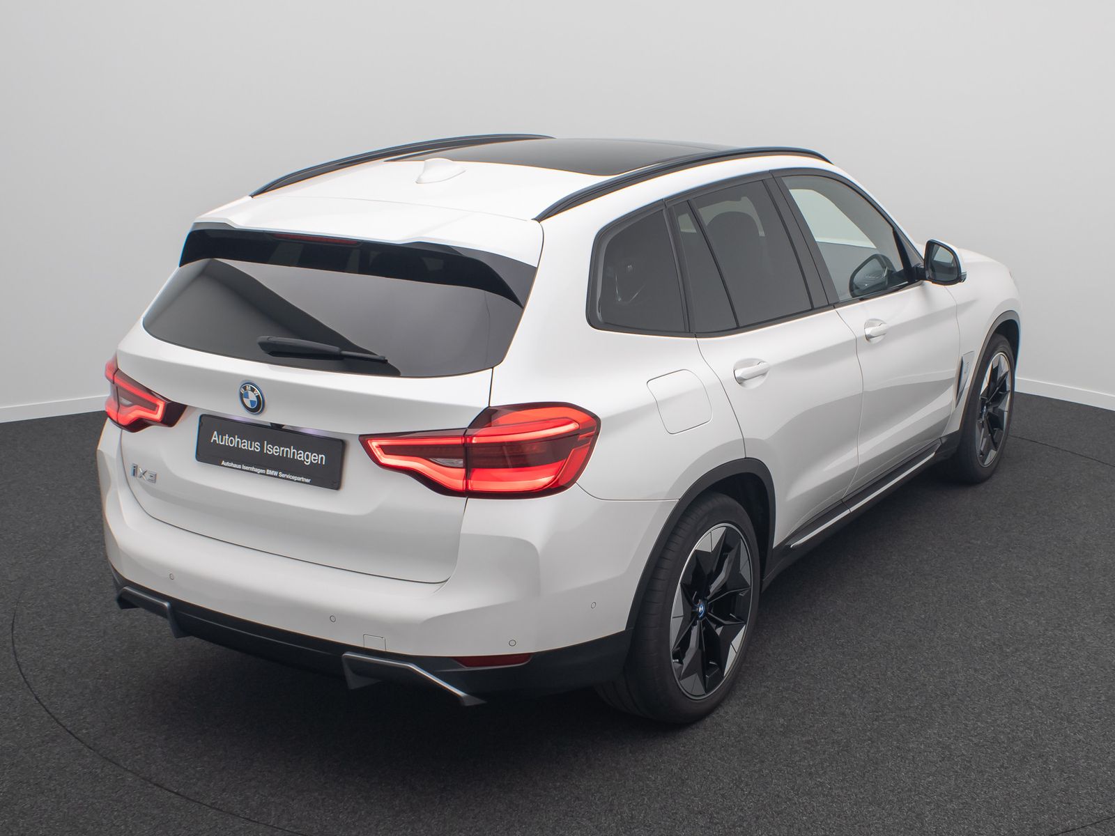 Fahrzeugabbildung BMW iX3 IMPRESSIVE AKH Alarm 360°HUD DAB Panoram 20"
