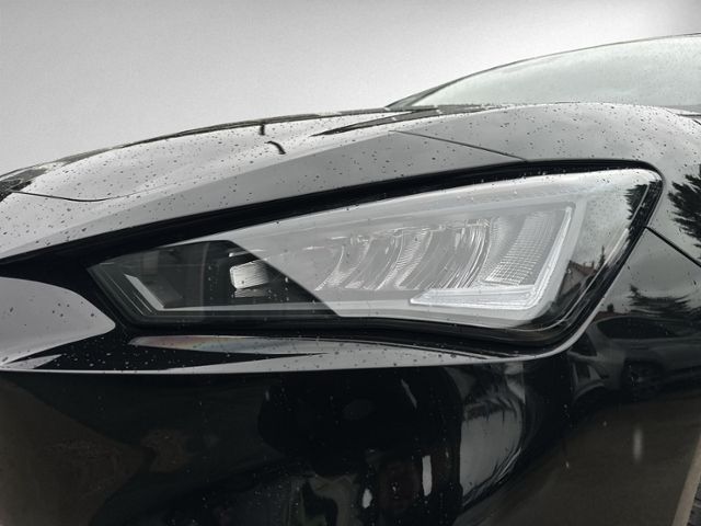 Leon ST 1.5 eTSI DSG STYLE LED+AHK+KAMERA+ACC+LM