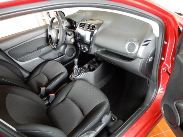 Fahrzeugabbildung Mitsubishi MY24 Space Star Select+ Sitzhz Klima Telefon RFK