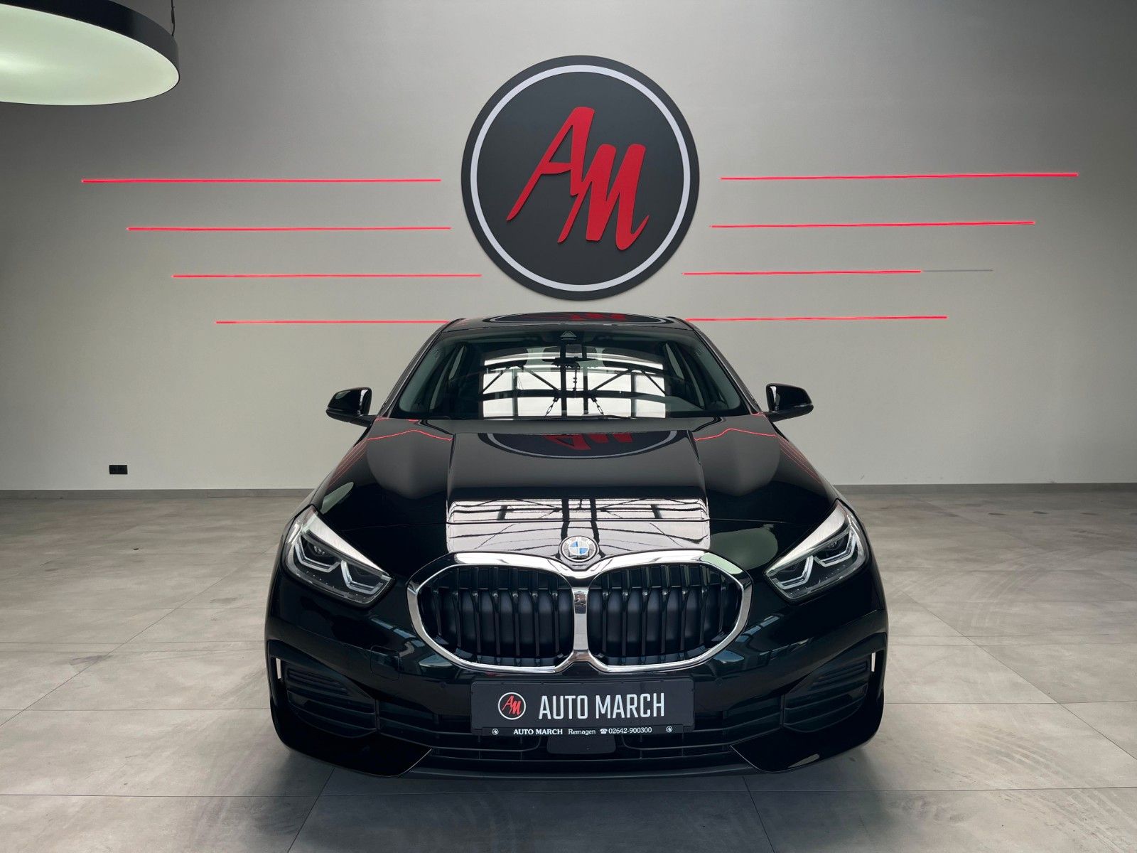 Fahrzeugabbildung BMW 118 i Advantage