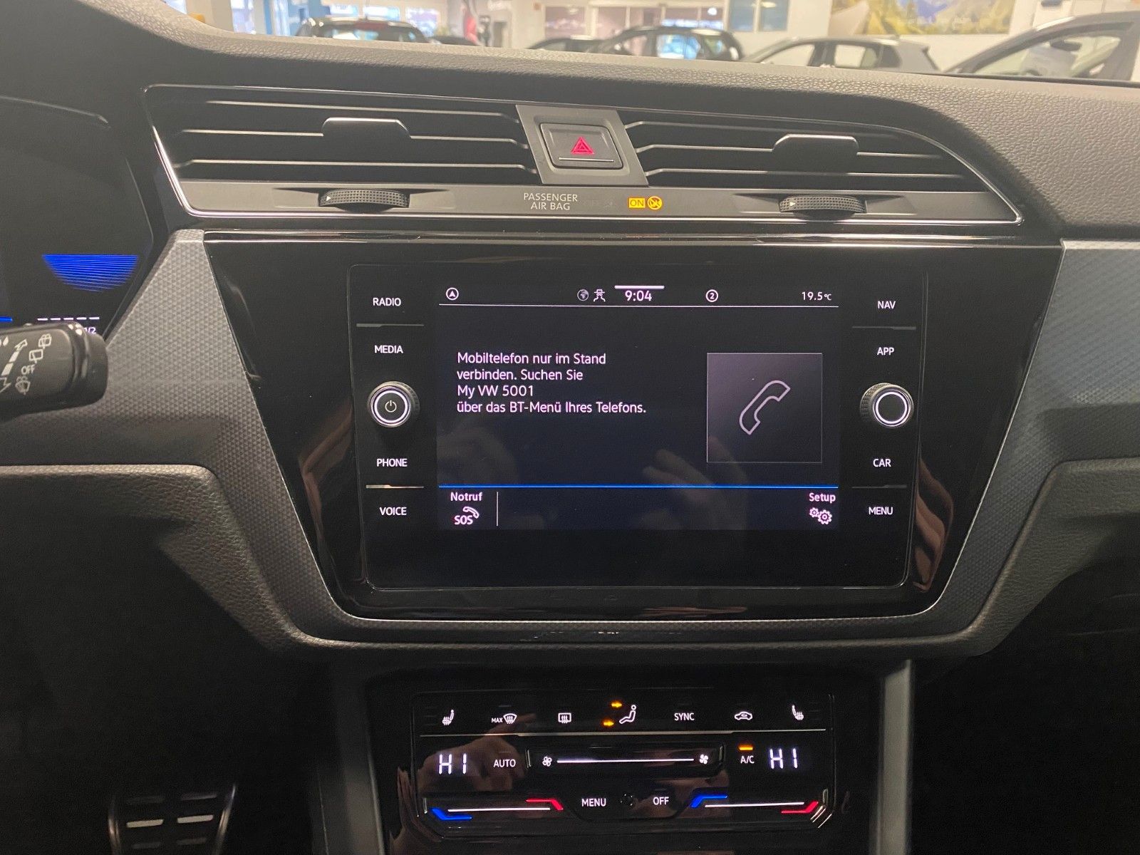 Fahrzeugabbildung Volkswagen Touran 1.5 TSI DSG ACTIVE+7 Sitze+ACC+NAVI+Totwi