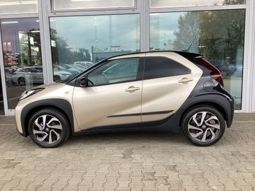 Toyota Aygo (X) - 3