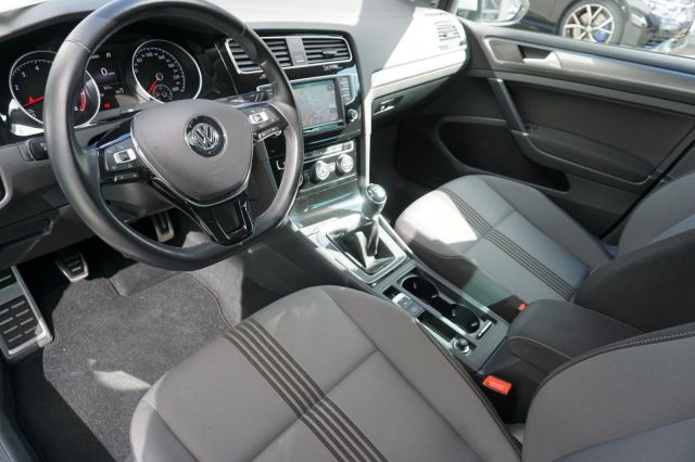 Golf VII 1.4 TSI Allstar R-LINE NAVI XENON 18 AL