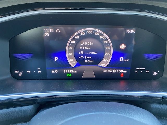T-Roc 1.5 TSI DSG R-Line AHK/LED-PLUS/NAVI+VZE/B