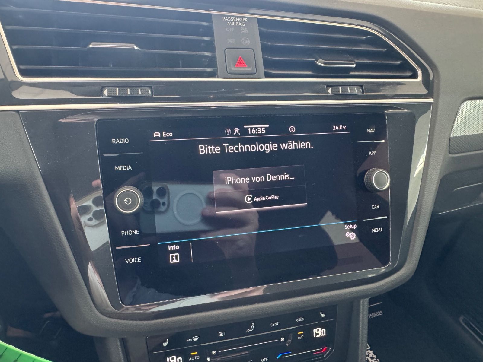 Fahrzeugabbildung Volkswagen Tiguan Active eHybrid/Navi/LED/AHK/HUD/360°Cam/
