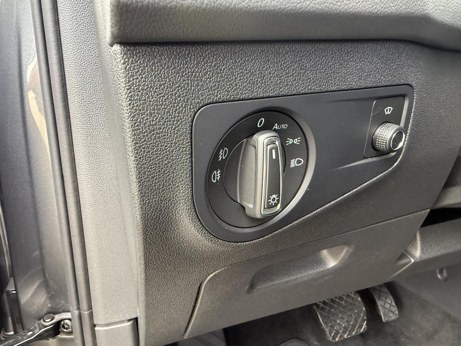 Volkswagen Tiguan HIGHLINE+CARPLAY+LED+HEAD-UP+R-KAMERA, миниатюра 9