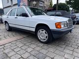 Mercedes-Benz 190 E*Automatik*H-Kennzeichen*160 tkm*TÜV 02/27* - Mercedes-Benz 190 mit Benzin-Antrieb: Automatik