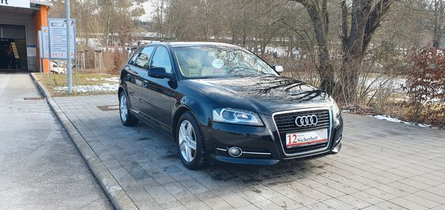 Audi A3 Sportback 2.0 TDI Ambition*NAVI*SHZ*PDC*PANO*