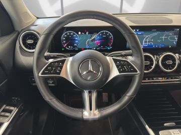 Mercedes GLB 180 - 7