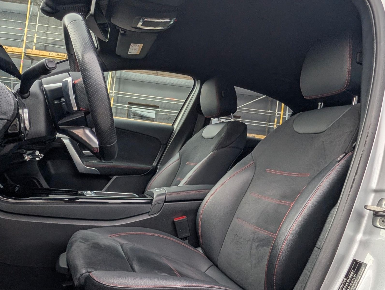 Mercedes-Benz A 200d Limousine AMG Sport-Line Facelift foto 3