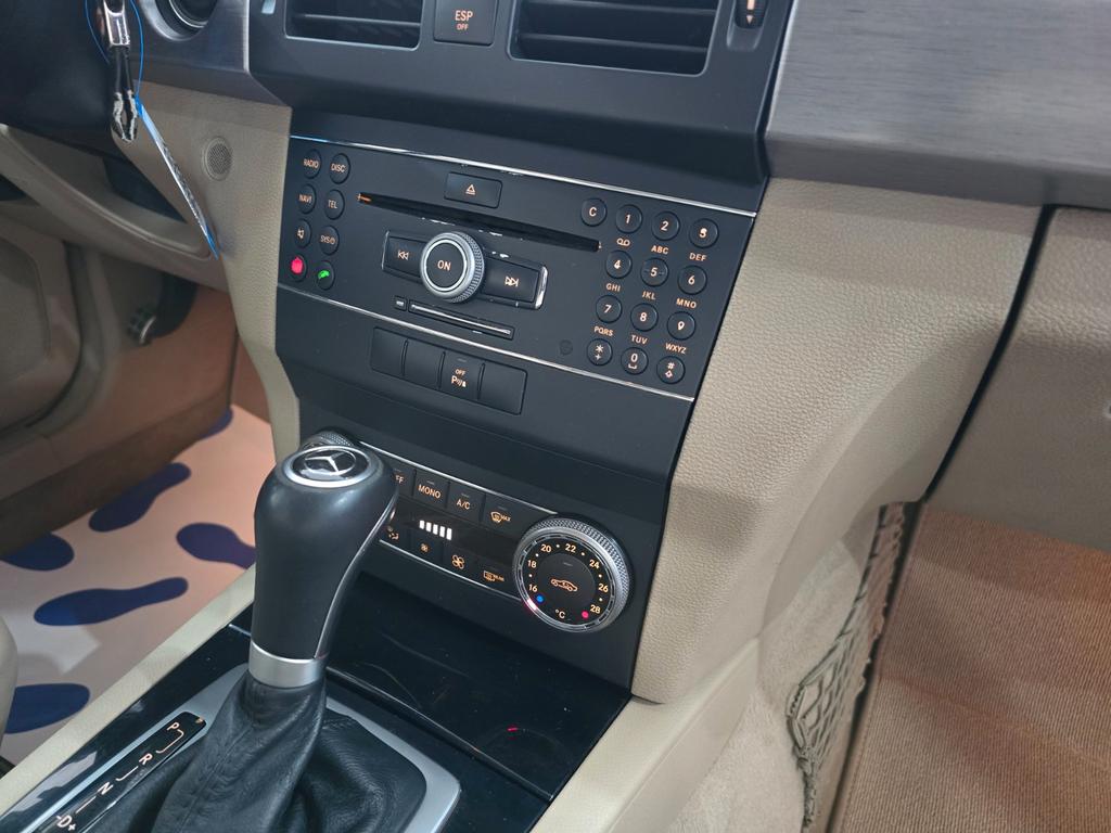 Mercedes-Benz GLK 320