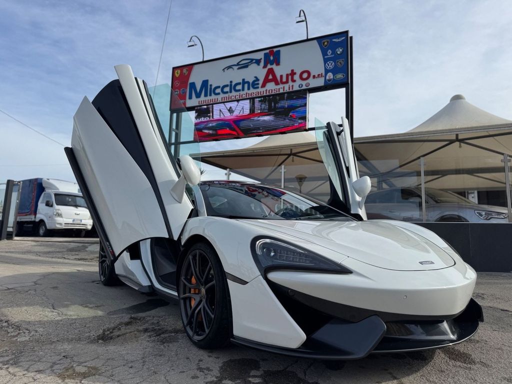 Image of McLaren 570S