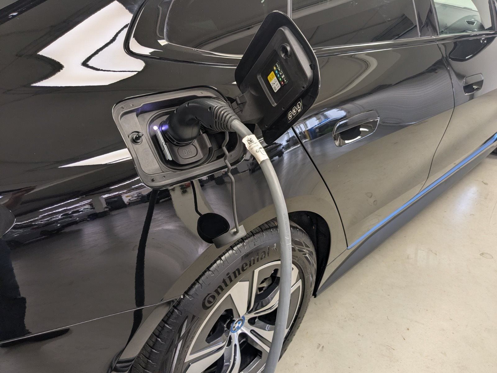 BMW i4 eDrive35 SHZ DAB DA PA 17"LMR foto 24