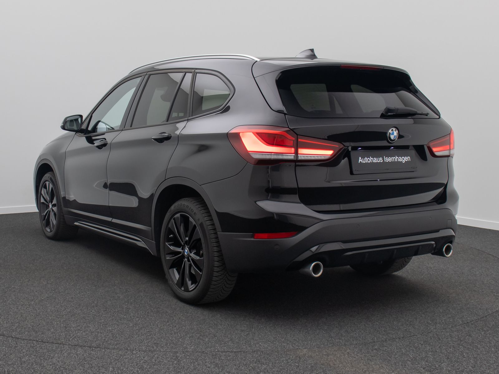 Fahrzeugabbildung BMW X1 xD20i Sport Line Panorama Parkassist DAB HiFi